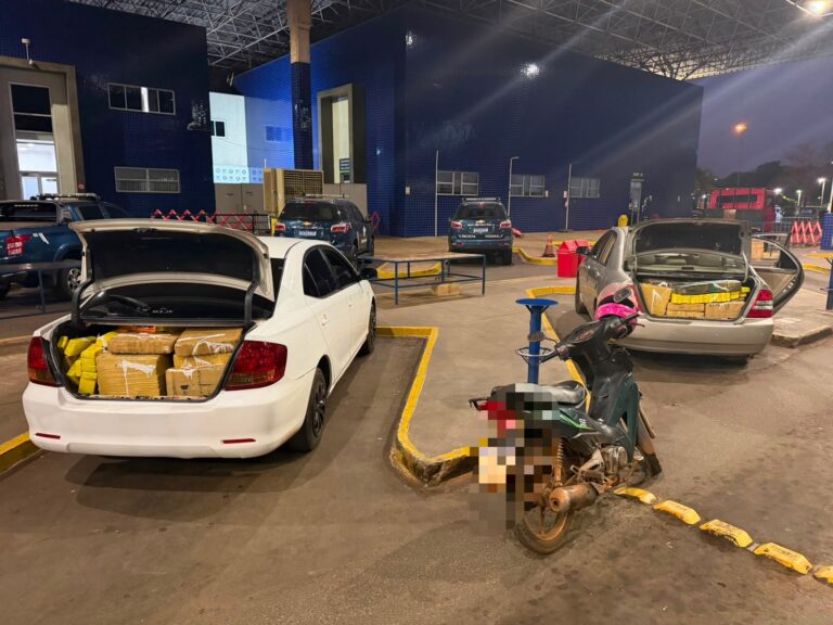 Receita Federal apreende 600 kg de maconha em dois carros na Ponte da Amizade