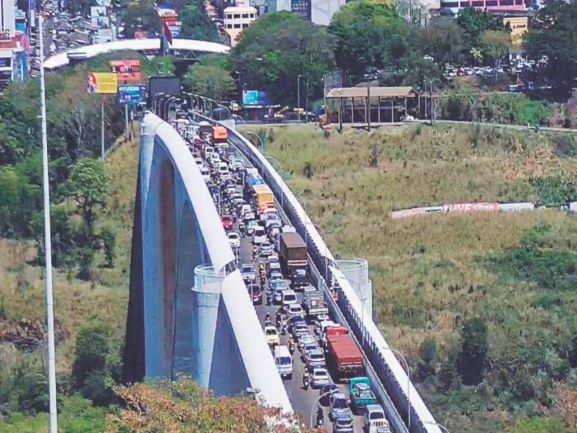 Receita amplia horário de exportações na Ponte da Amizade
