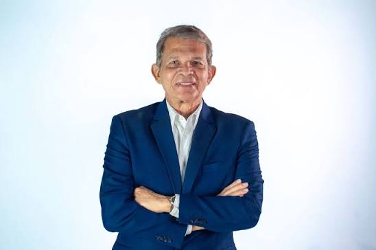 Silva e Luna pisa no freio e trava R$ 30 mi do orçamento